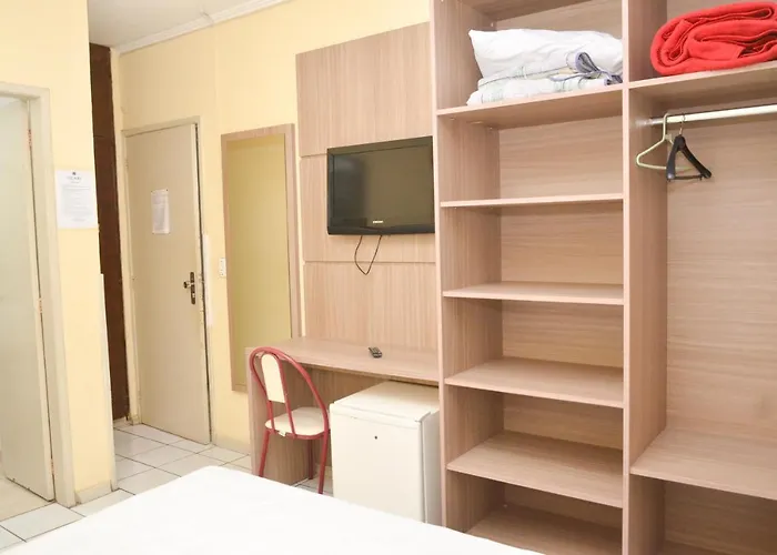Hotel Ficare Poa - 3min Do Complexo Hospitalar Santa Casa 2*